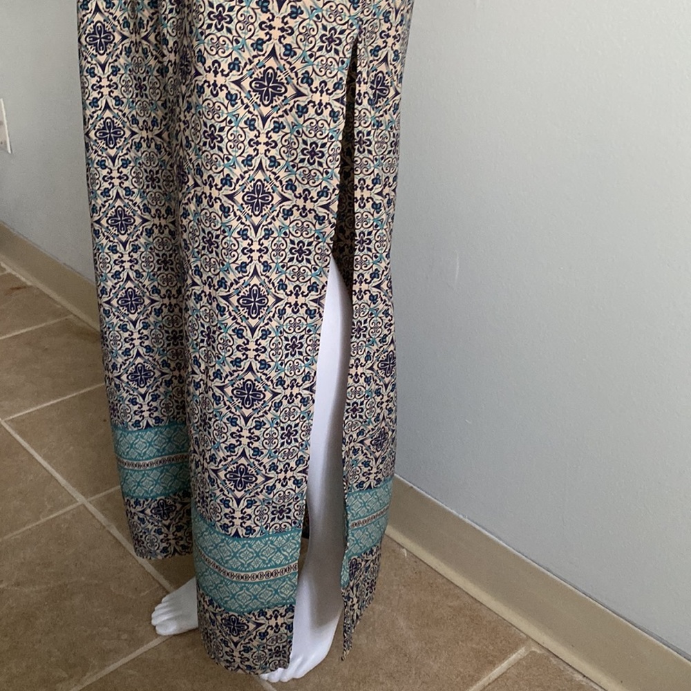 Forever 21 Maxi Dress - Picture 5 of 8